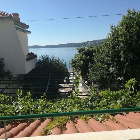 Apartment Ileana Трогір Екстер'єр фото