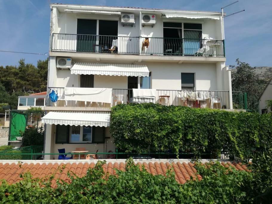 Apartment Ileana Трогір Екстер'єр фото