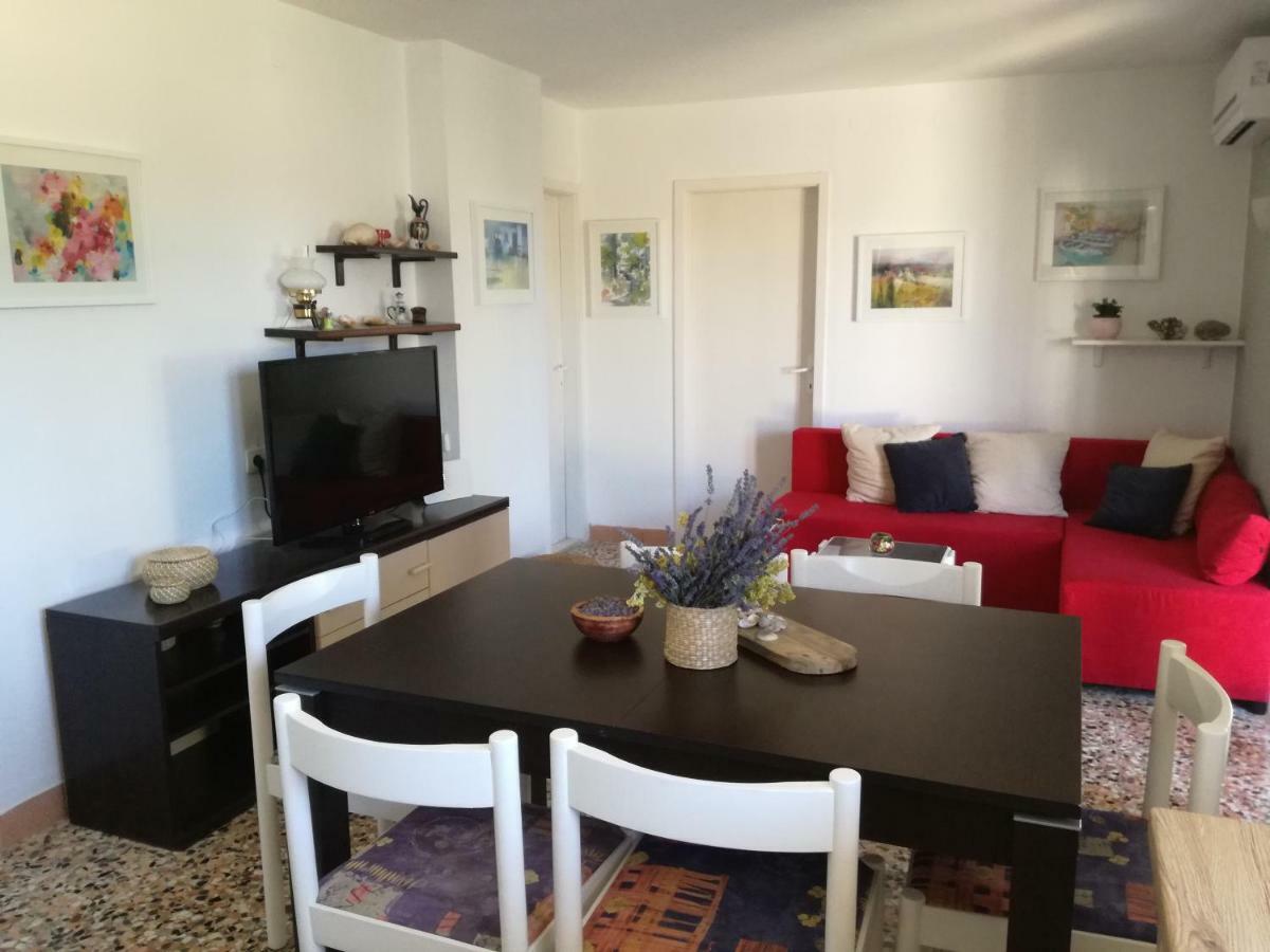 Apartment Ileana Трогір Екстер'єр фото